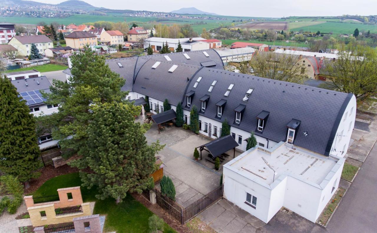 Hotel Koliba Litoměřice Buitenkant foto